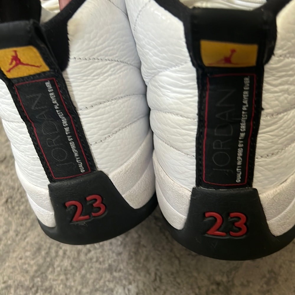 AIR JORDAN 12 RETRO
"Taxi"